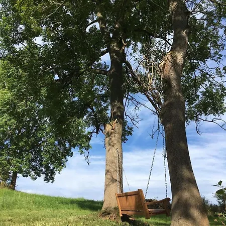 Hébergement de vacances Charmantes Ferienhaus In Guerth Mit Terrasse Und Garten